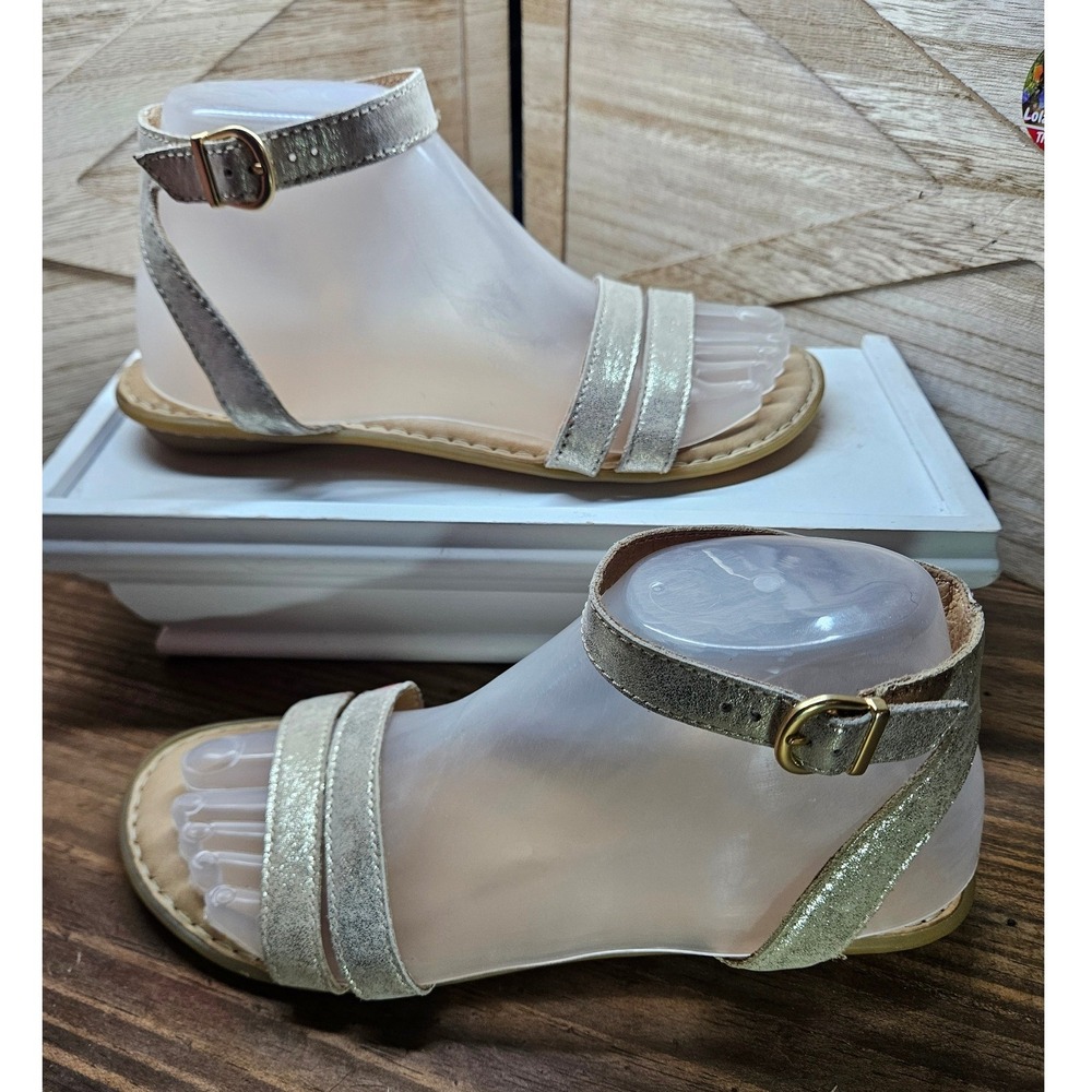 Born Mai Easy Sz 7 Gold Metallic Glitter Flat Strappy Ankle‎ Strap Sandals #555